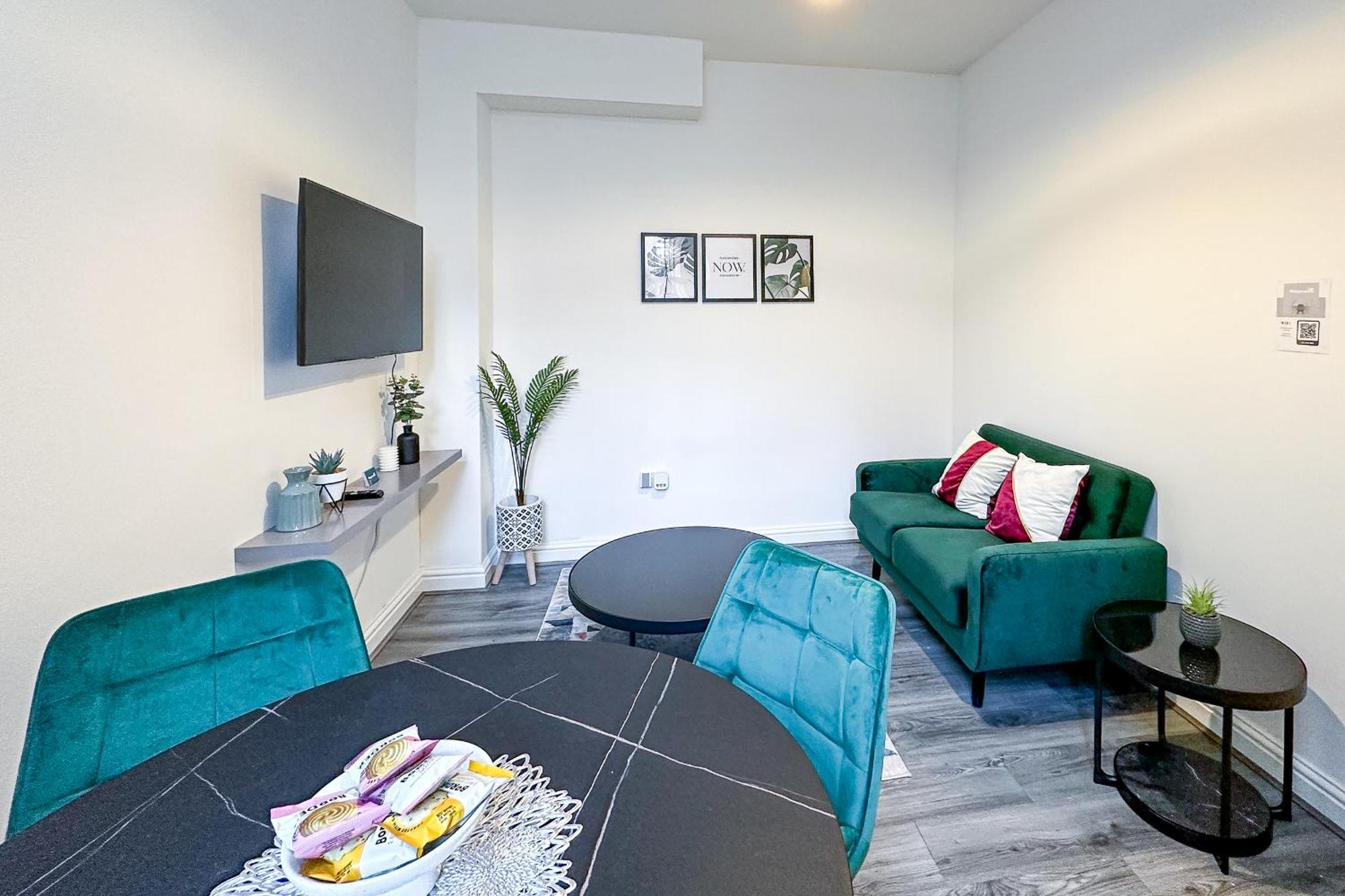 Ashfield Co-Living - Private Room Self-Cater Manchester Exterior foto